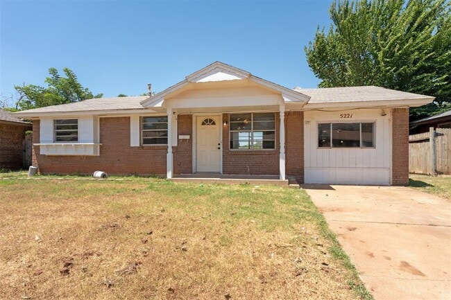 Building Photo - 5221 Foster Dr Rental
