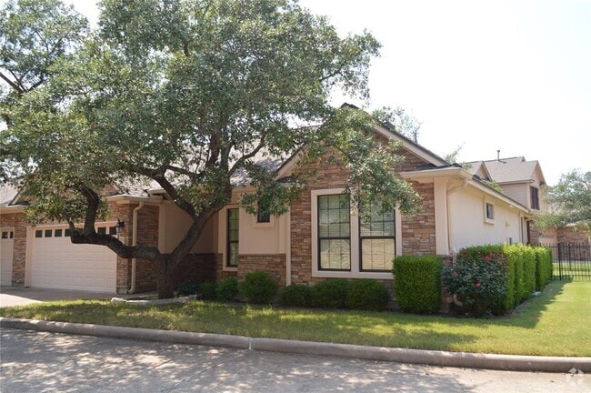 Building Photo - 4200 Dot Dr Rental