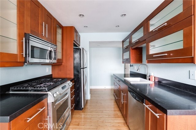 Photo - 6600 Warner Ave Unidad 130