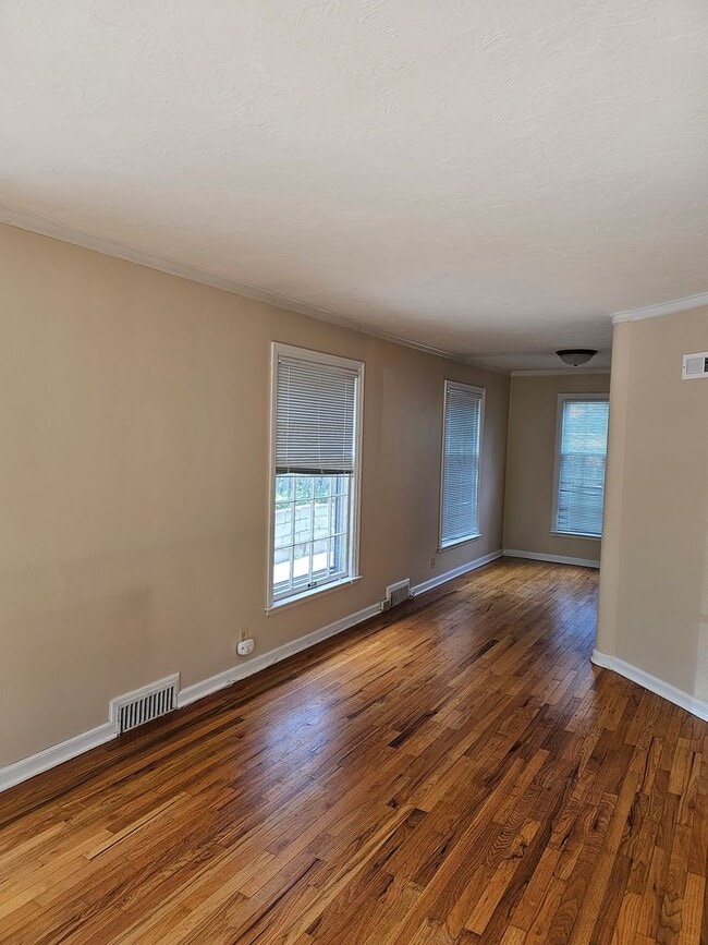 Building Photo - 1720-1722 High St Unit 1720 High St