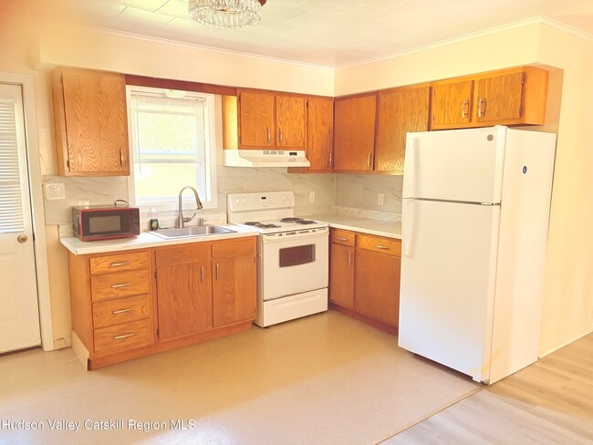 Photo - 154 N Washington St