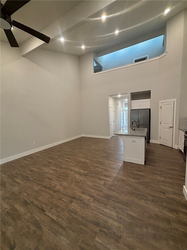 471 Azurite Rd