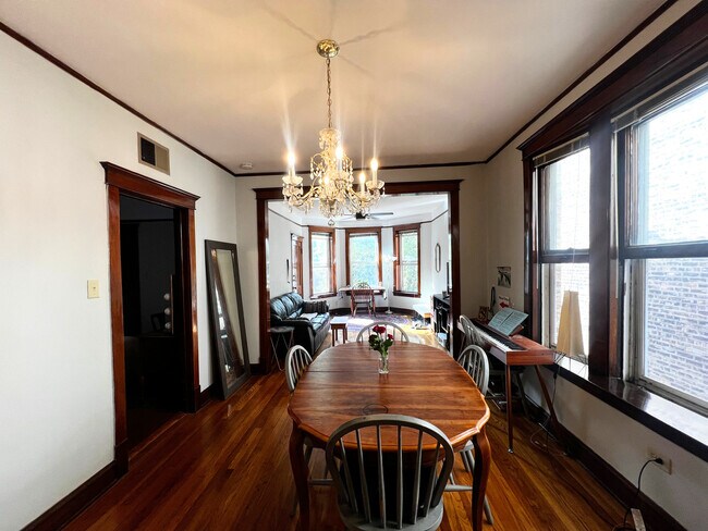 Photo - 2340 W Thomas St Unit 2F