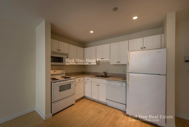 Photo - 40 Boylston St Unit 302