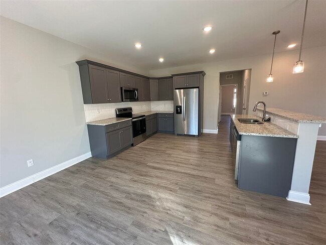 Photo - 437 Adalynn Cir