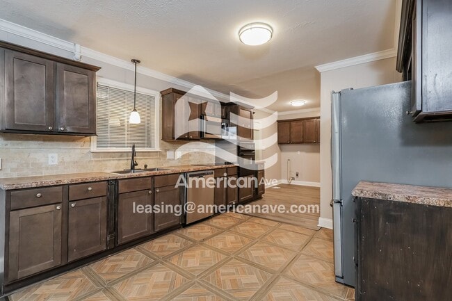 Photo - 1938 Camellia Ln