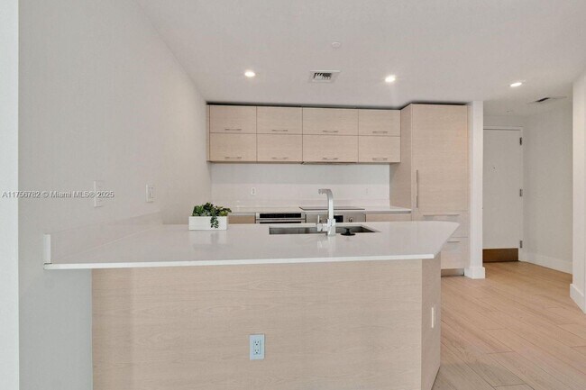 Photo - 1300 S Miami Ave Unit 3409