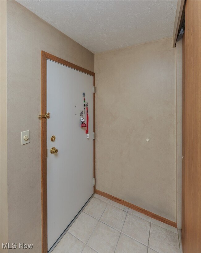 Photo - 25735 Lorain Rd Unit 421