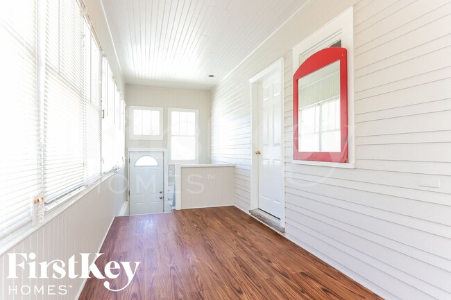 Photo - 1306 Brookside Ave