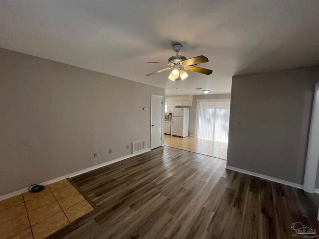 Photo - 842 Amberway Dr