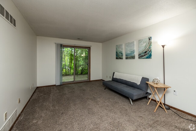 Photo - Hickory Ridge Apartments