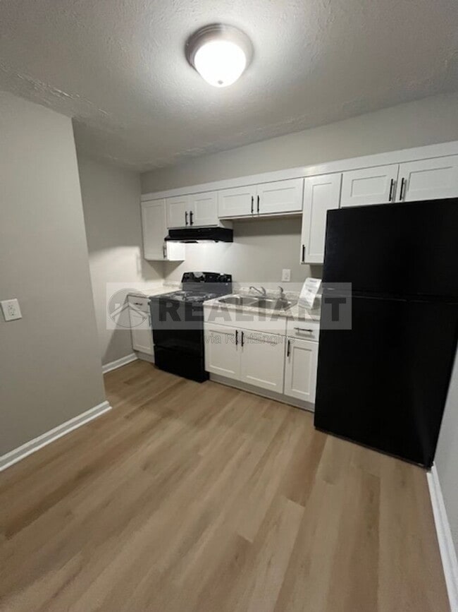 32 Mary St Unit 5
