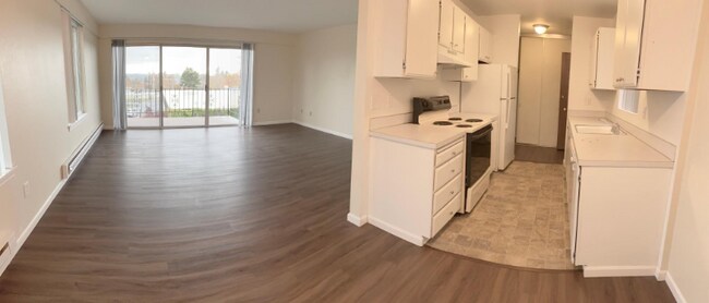 3030 NE 10th St Unit 202