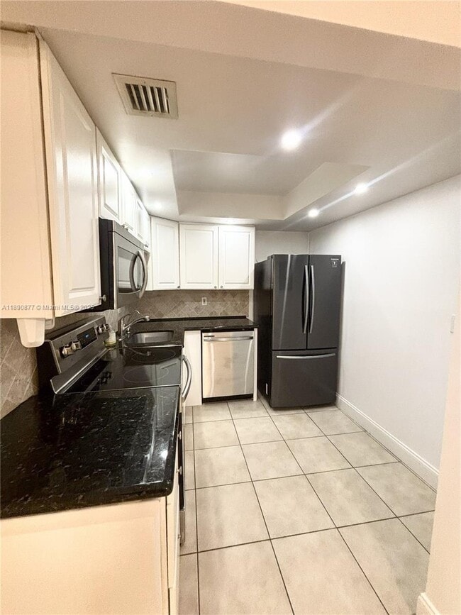 Photo - 470 NW 20th St Unit 211