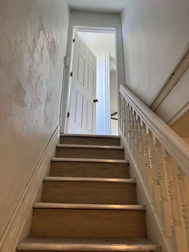 Photo - 540 W 7th Ave Unit 2