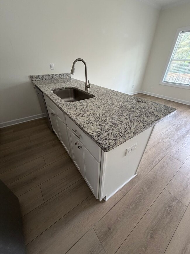 Photo - 904 Fort Totten Dr