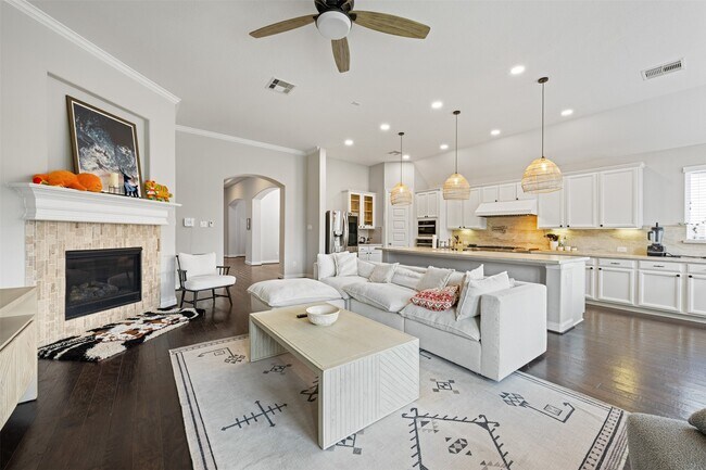 Photo - 4519 Sterling Heights Ln