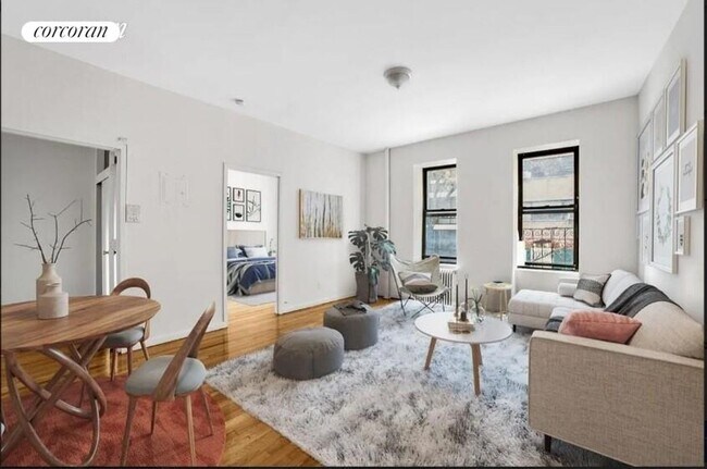 Building Photo - 242 E 50th St Rental