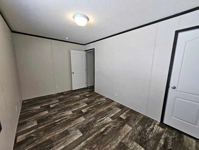 Photo - 1 Lou Henry Ln