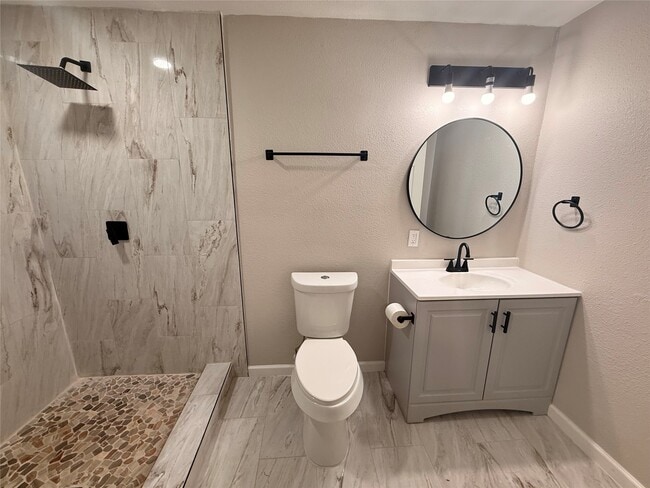 Photo - 6633 Burkett St.