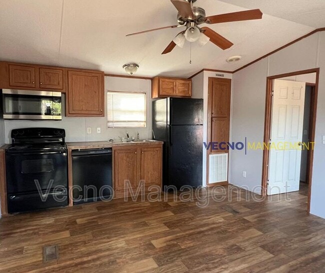 Photo - 1819 Co Rd 1001