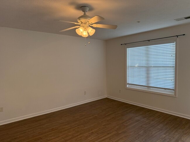 Photo - 640 Date Palm Cir