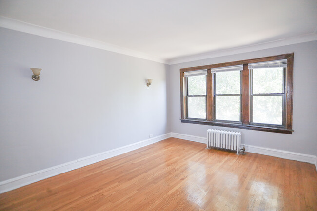 Photo - 4628 N Wolcott Ave Condo Unit 2B