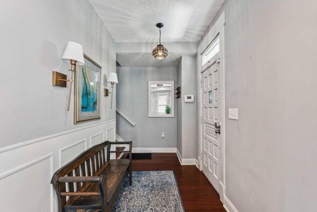 Photo - 693 Wilson Ave