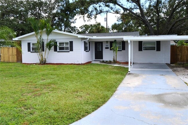 Building Photo - 4714 W Beaumont St Rental