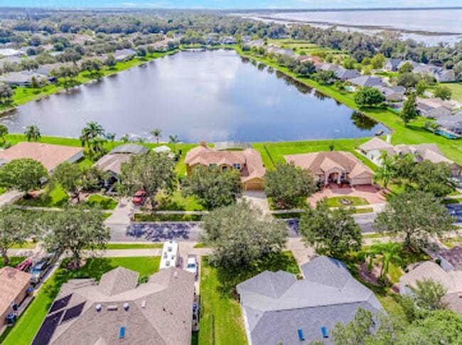 Photo - St. Cloud 4 Bedroom, 4 Bathroom Pool Home with Lake View