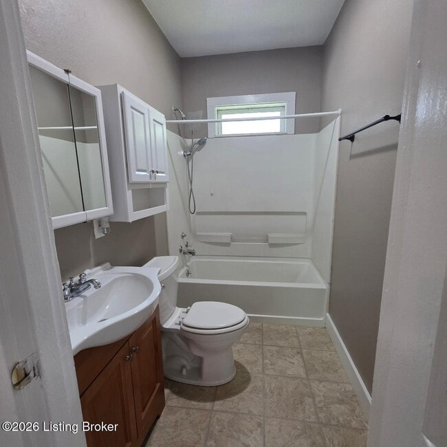 Photo - 101 Vertrees Ct