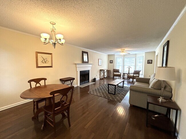 Photo - WHITEHALL LANDING