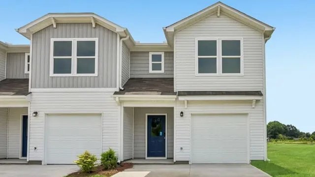 Building Photo - 3054 Oaksmere Dr