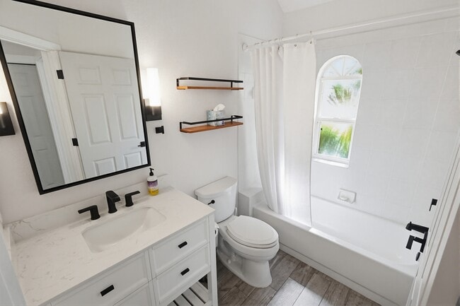 Photo - 4423 Shark Dr