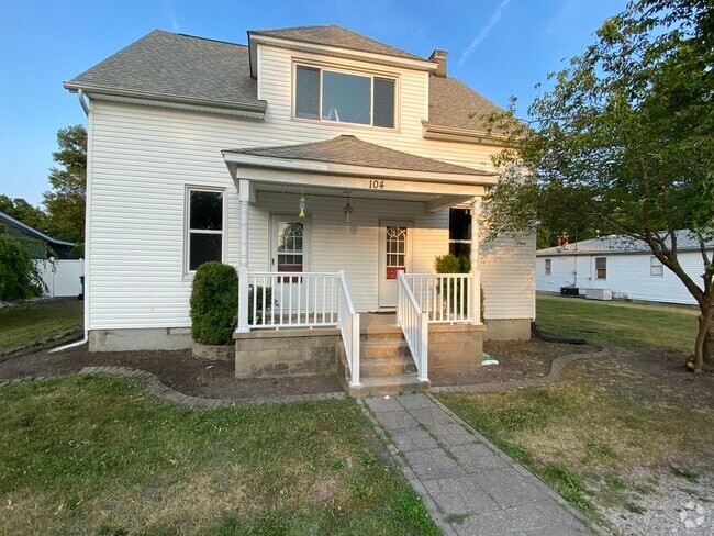 Building Photo - 104 S Franklin St Rental