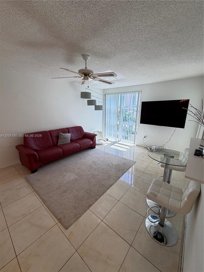 Building Photo - 17620 Atlantic Blvd Unit 514