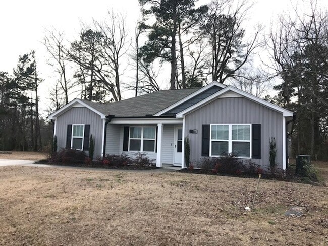 Building Photo - 111 Hunters Landing Dr