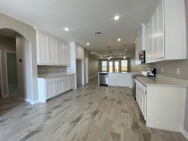 Photo - DFB966 Unit A