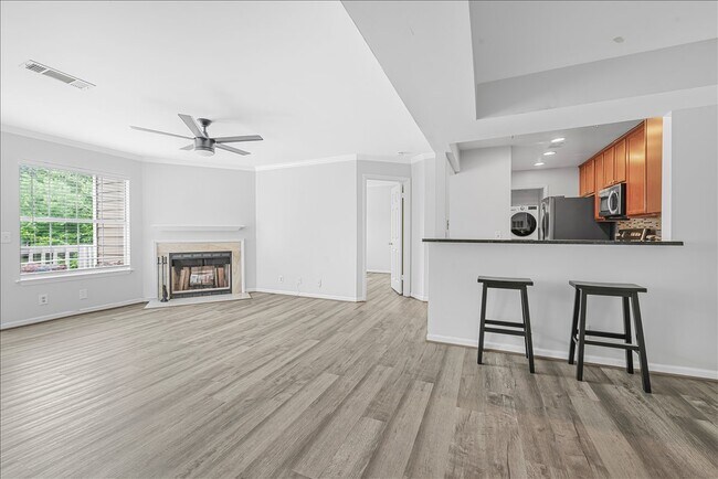 Photo - 5820 Inman Park Cir Unit 220