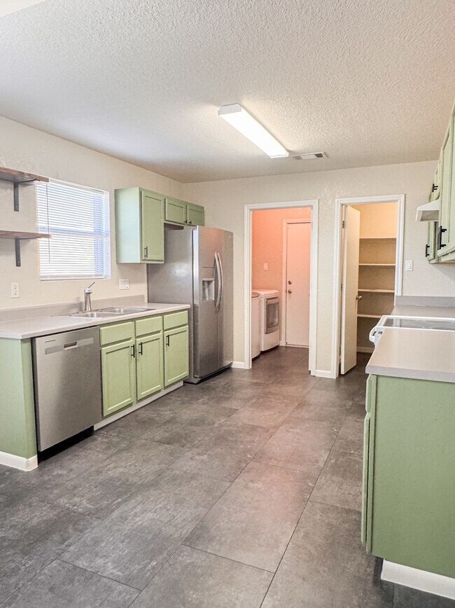 Photo - Updated & Large Rental Home in Greater Killeen