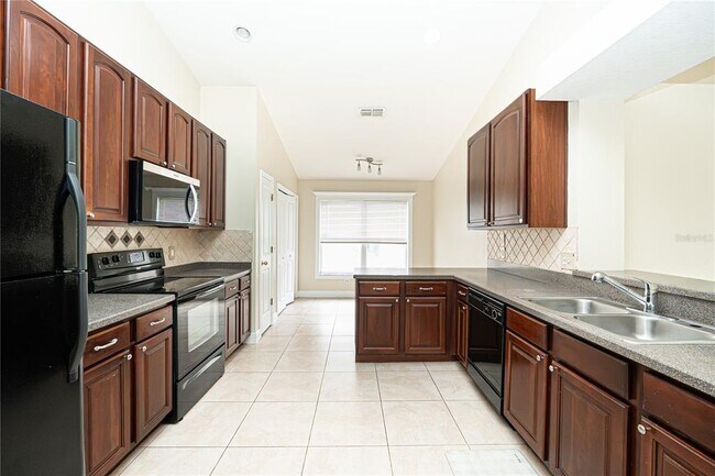 Photo - 2709 Lucas Lakes Ln