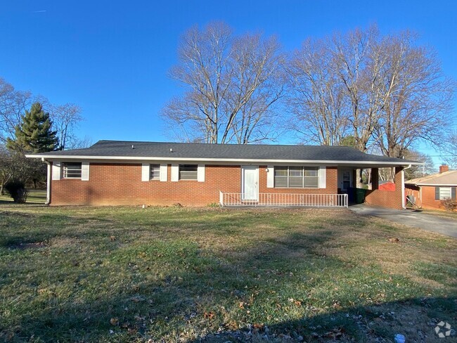 Building Photo - Newly updated No Pet 3 bedroom 2 bath bric... Rental