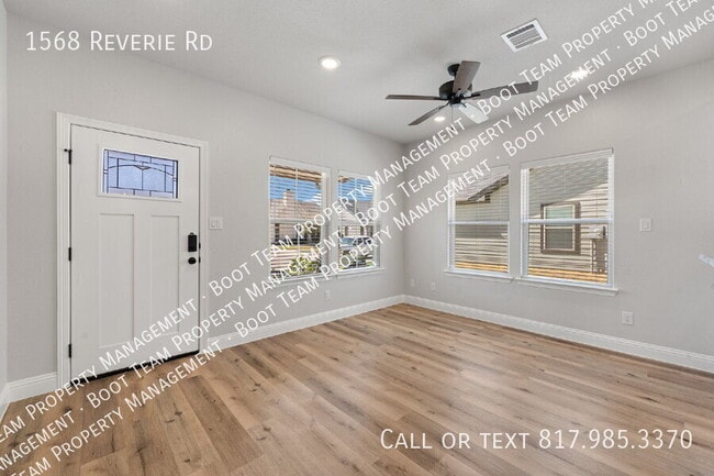 Photo - 1568 Reverie Rd