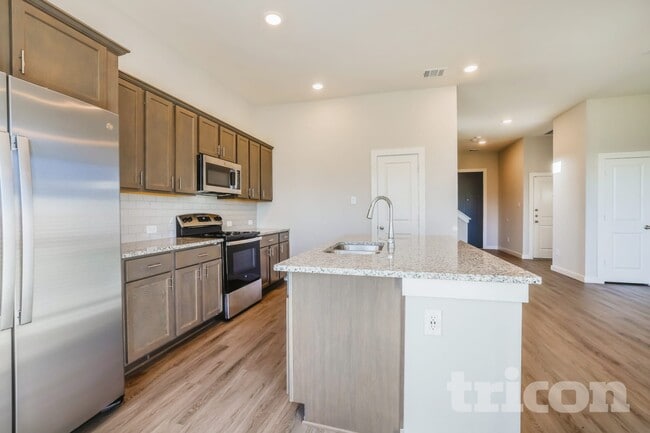 Photo - 2414 Foster Hl Rd