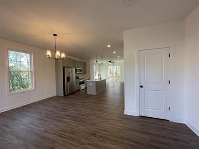 Photo - 791 Country Green Rd