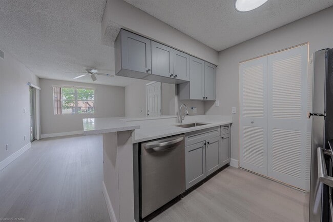 Photo - 1247 SW 46th Ave Unit 1314