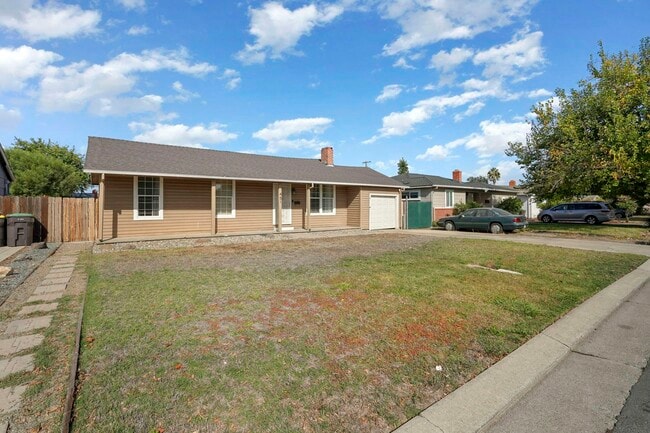 Photo - 451 Marengo Ave