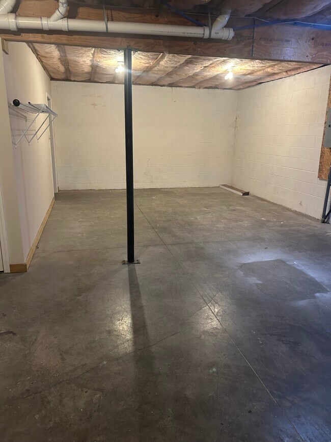 Photo - 2121 S Greenwood Dr Unit 500