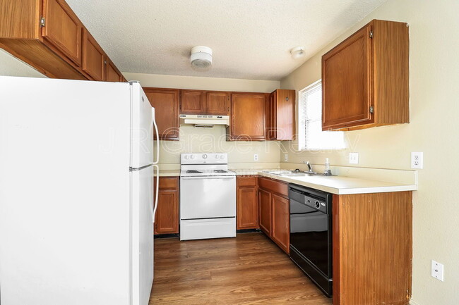 Photo - 5939 Shadydell Dr