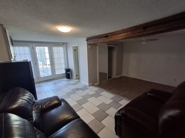 Photo - 2805 Ralston Rd Unit Studio